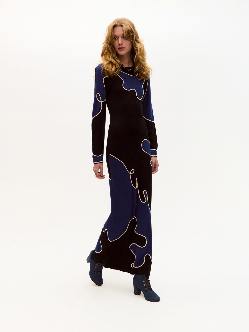 black dress with blue flames Grace Size:8-10yr 2025best What to Wear to It has adjustable snap