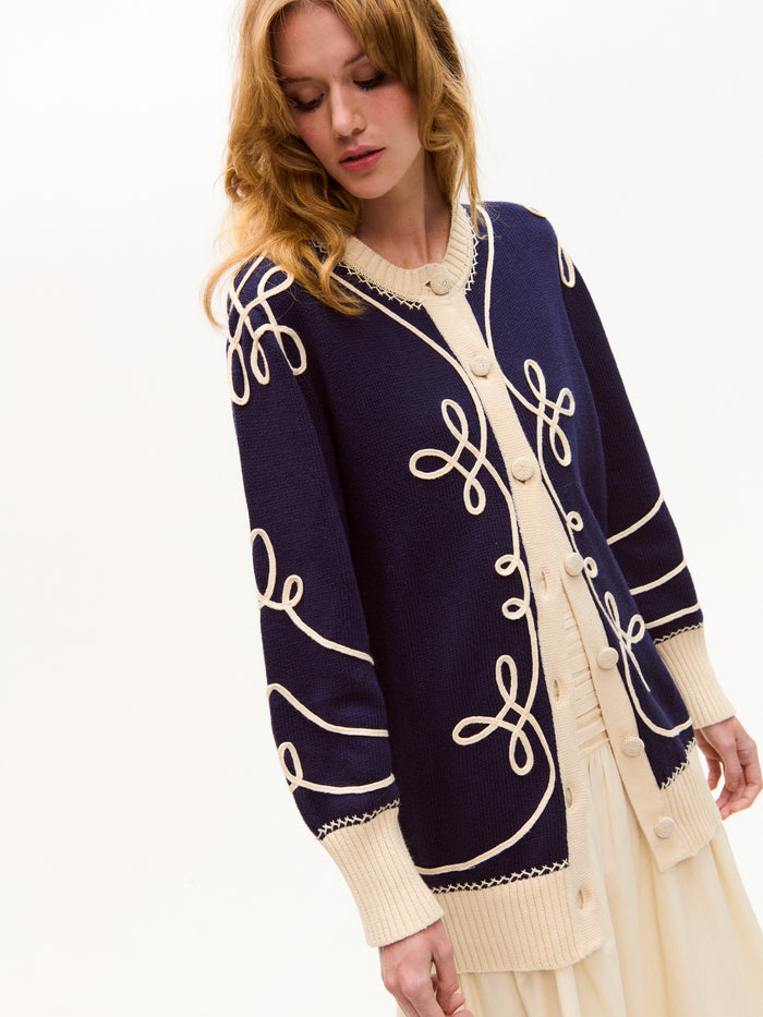 Elsa Cardigan-Carolina K