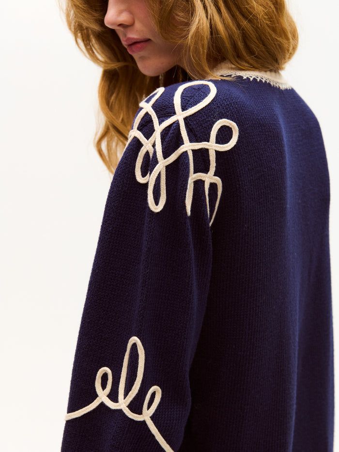 Elsa Cardigan-Carolina K