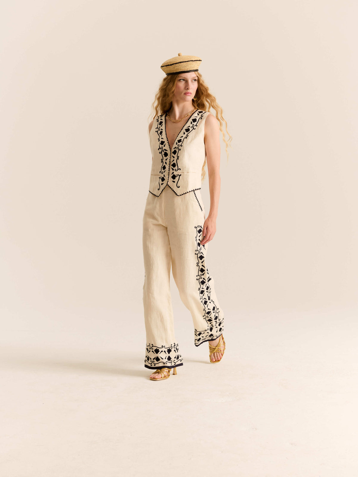 Sam Pants-Carolina K