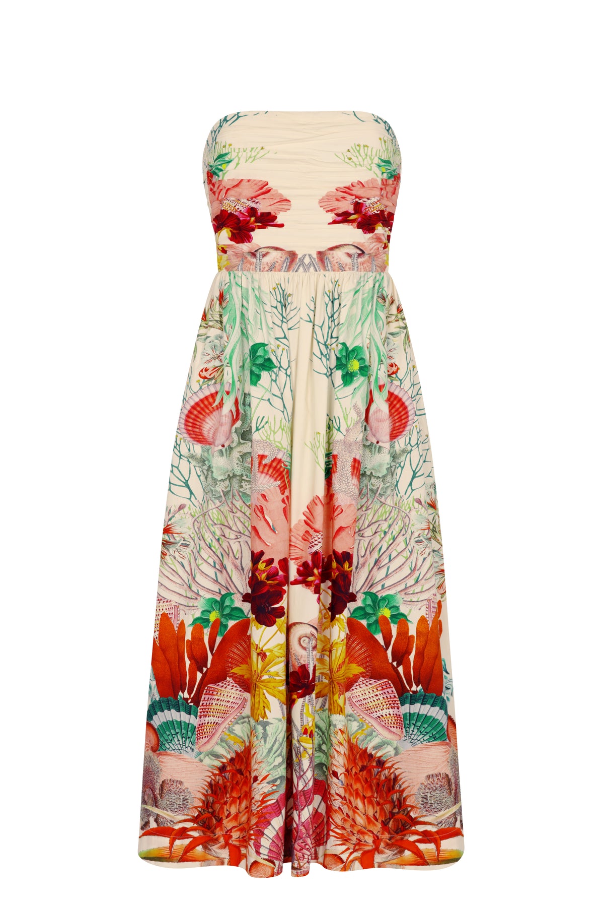A strapless maxi dress featuring our intricate Multi Appliqué print inspired by tropical botanicals, coral, and coastal treasures. Designed with a fitted bodice and flowing skirt, it offers an elegant yet relaxed summer look.