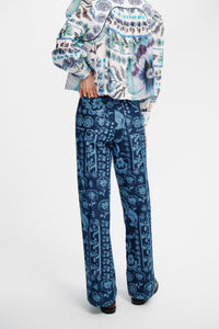 Ezra Pant-Carolina K