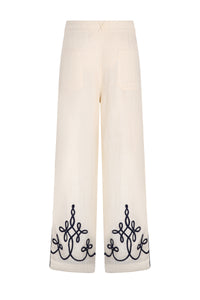 Sam Pants-Carolina K